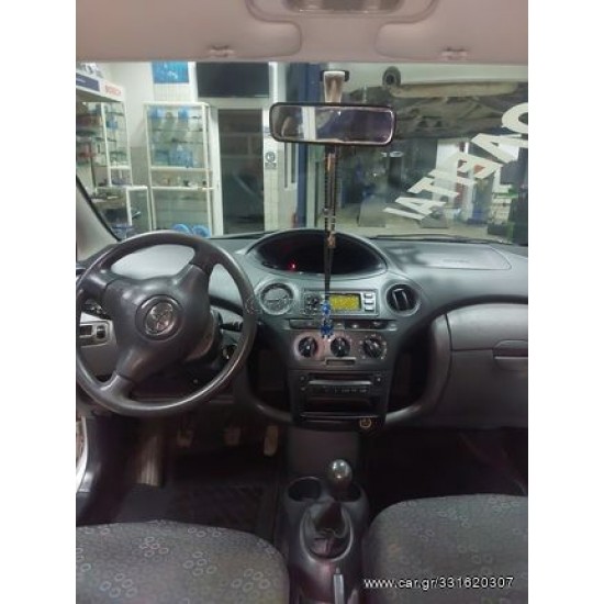 Toyota Yaris 2005